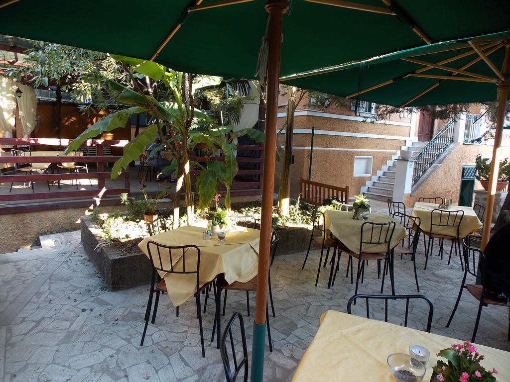 Bed and Breakfast Domus Citta Giardino Rom Exterior foto